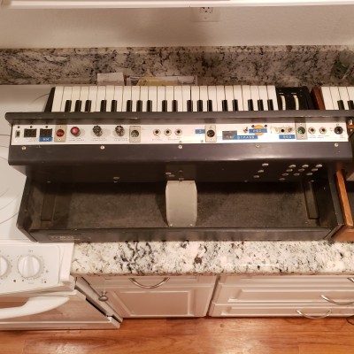 modififed minimoog power overview.jpg