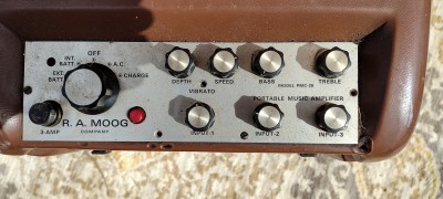 RA Moog PMC-20 Portable Amplifier Speaker TOP