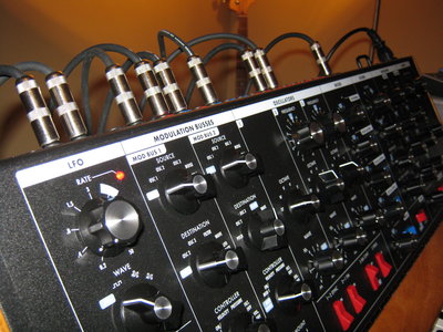 minimoog Voyager Old School 005.jpg