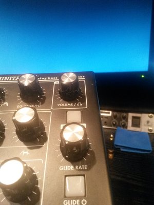 Saved this Cubase song and unload it. Turned both buttons off.